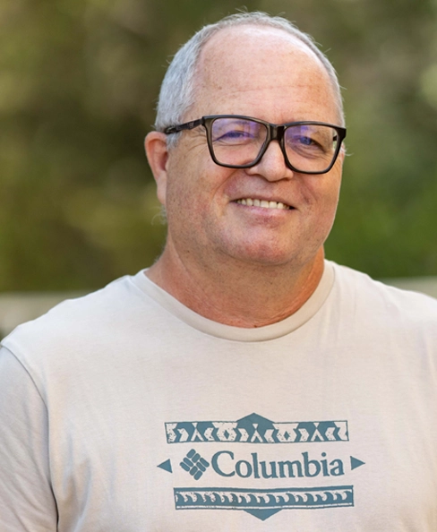 Prof. Avner Rothschild